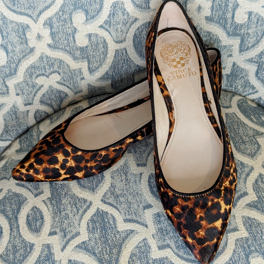 Vince Camuto leopard print flats